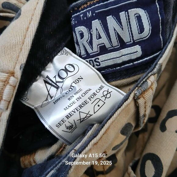 AKOO BRAND Shorts Leopard Cheetah Animal Print Size 34 Men's 100% Cotton Khaki - Picture 5 of 9